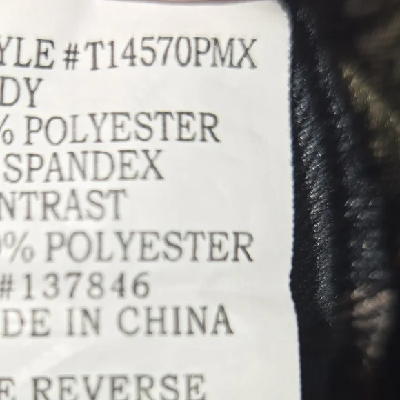 Stem & Vine Bell Sleeve Blouse Floral Black and Cream 3x - Picture 5 of 5